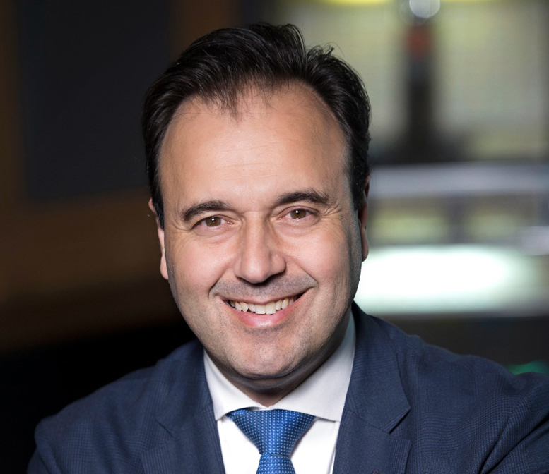 Dimitris Papastergiou 